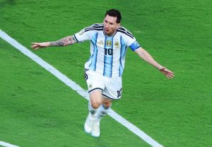 Hat trick de Messi, dobletes de Mbappe y Haaland elevan el nivel