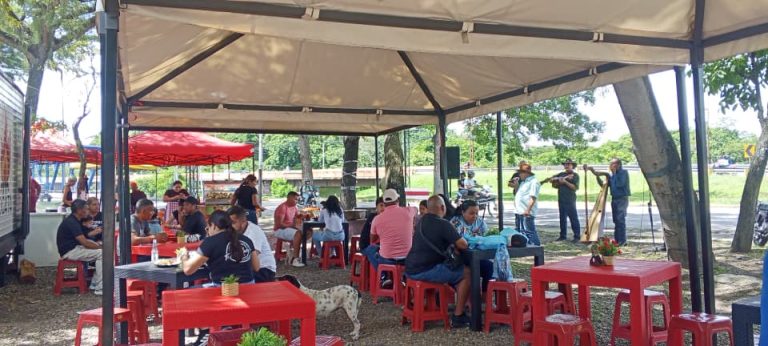 Sabor y tradición venezolana en Fogata Restaurante por el Día del Padre en Ocumare del Tuy