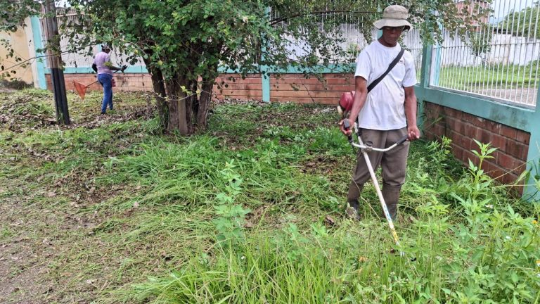 Despliegan operativo integral de saneamiento y prevención en el Casco Central de Paz Castillo