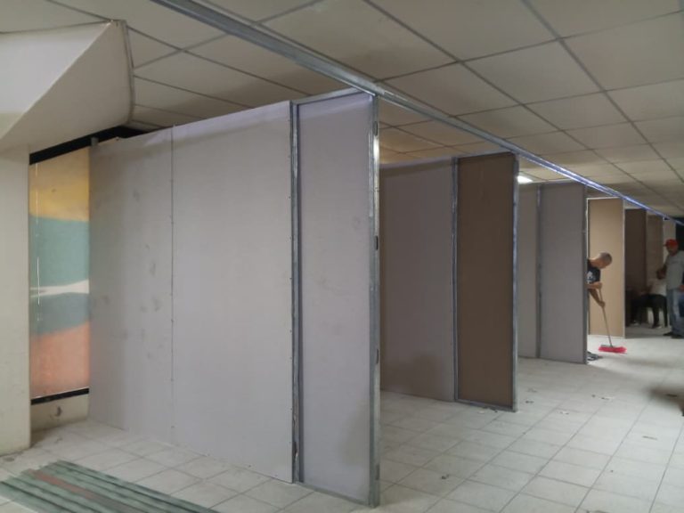 Avanza acondicionamiento de espacios para campamento transitorio en Charallave