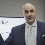 Luis Oliveros alerta que los problemas económicos del país antes de la tragedia persisten