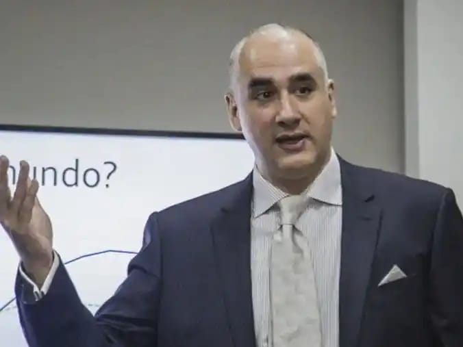 Luis Oliveros alerta que los problemas económicos del país antes de la tragedia persisten