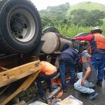 ‎Conductor murió tras volcar una gandola cargada de cemento en la carretera nacional Cúa–San Casimiro