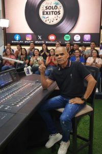 El Poder de la Radio en la Era Digital: Promoción Radial, Identidad y Nuevos Horizontes