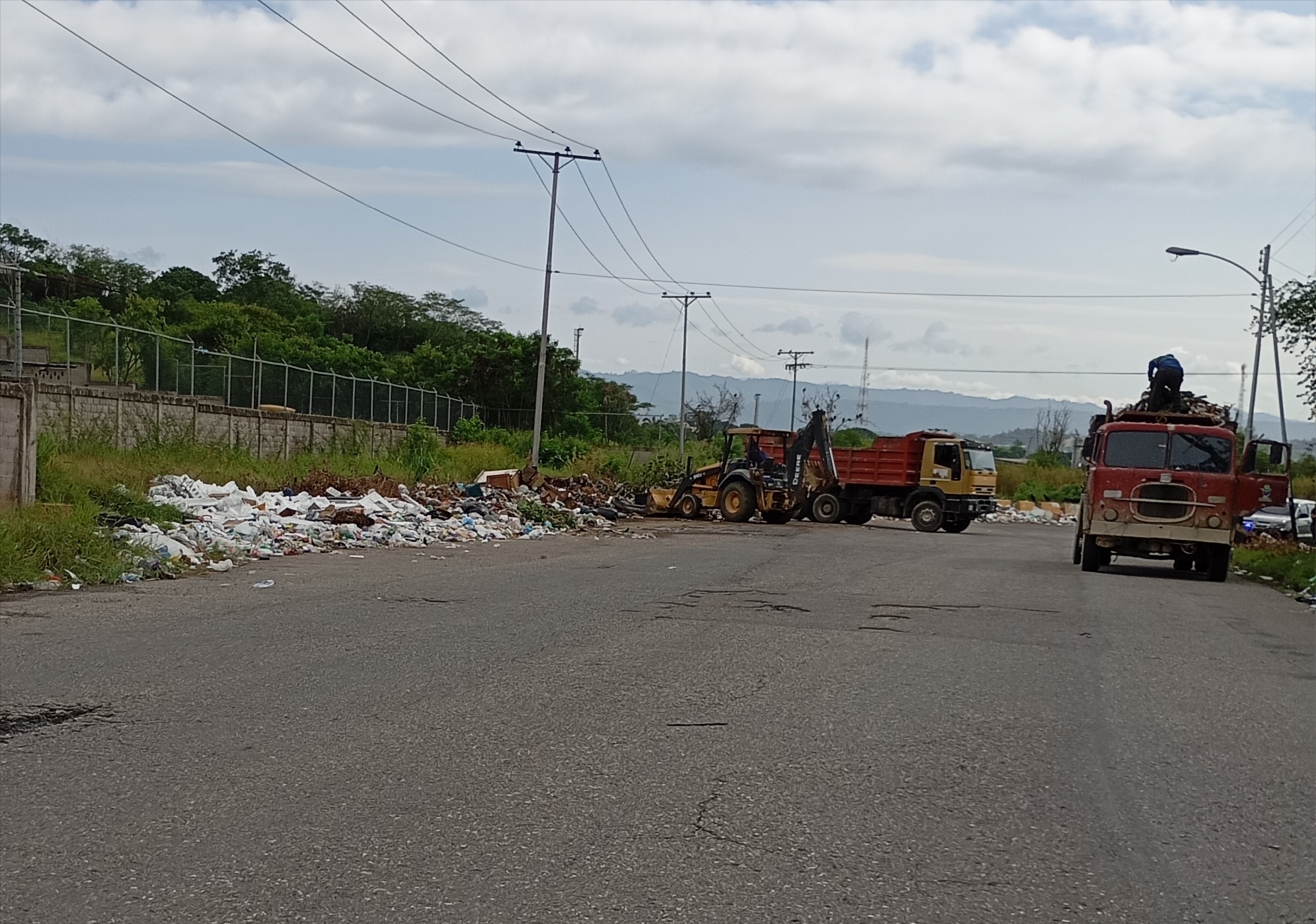 Llamado a la conciencia y a la gestión eficiente del aseo urbano en Río Tuy