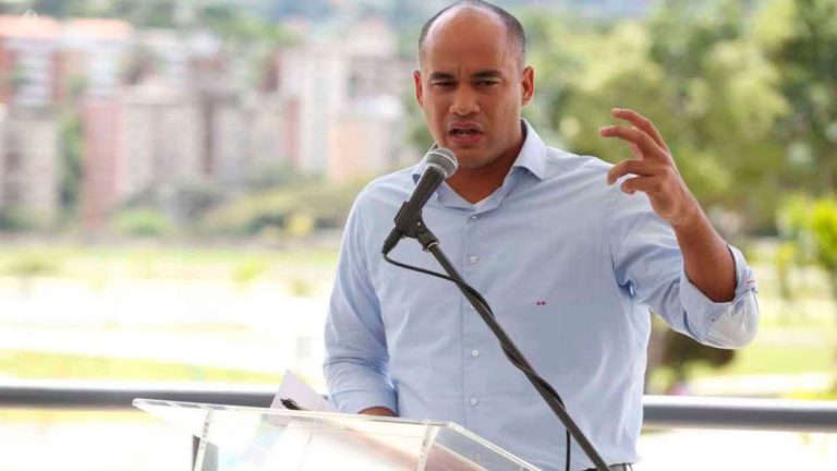 Ministro Héctor Rodríguez confirma el inicio del año escolar para el 14 de septiembre