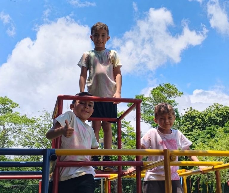 APUCLA promueve sus planes vacacionales y oferta deportiva infantil en la Sede Social