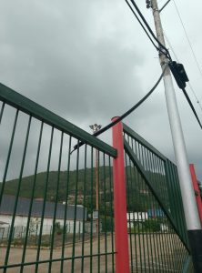 Vecinos del sector Guaicaipuro (Madosa) en Charallave exigen pronta reparación de avería CANTV