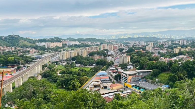 Récord de visitas: Más de 1.200 personas recorren los 400 metros de caminería del nuevo Mirador de Charallave