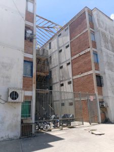 Vecinos de la Torre 31 en Altos del Dividivi solicitan inspección técnica ante problemática de servicios y filtraciones