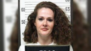 Christa Pike sigue viva tras recibir dos dosis de la inyección letal en Estados Unidos